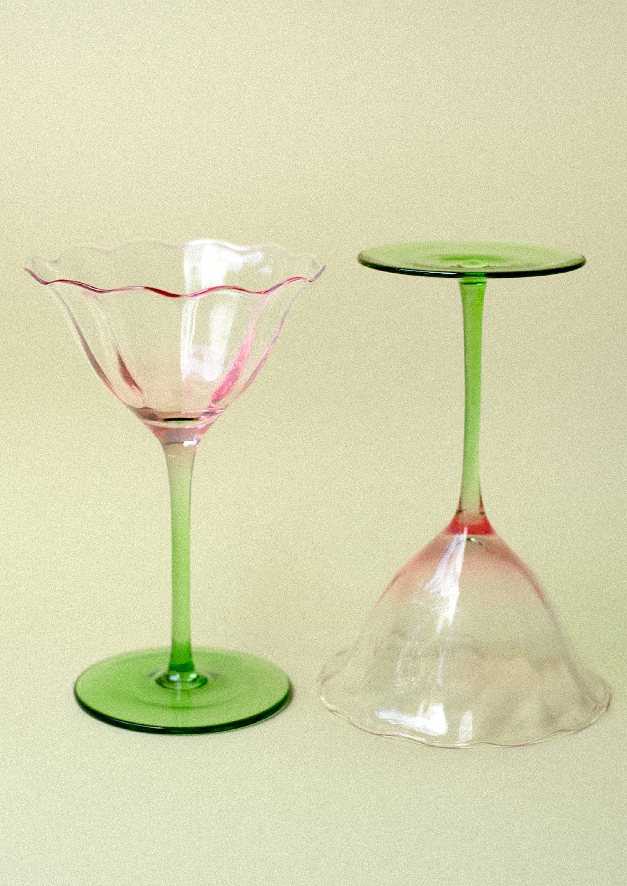 TULIP hot COUPE GLASSES - S/4