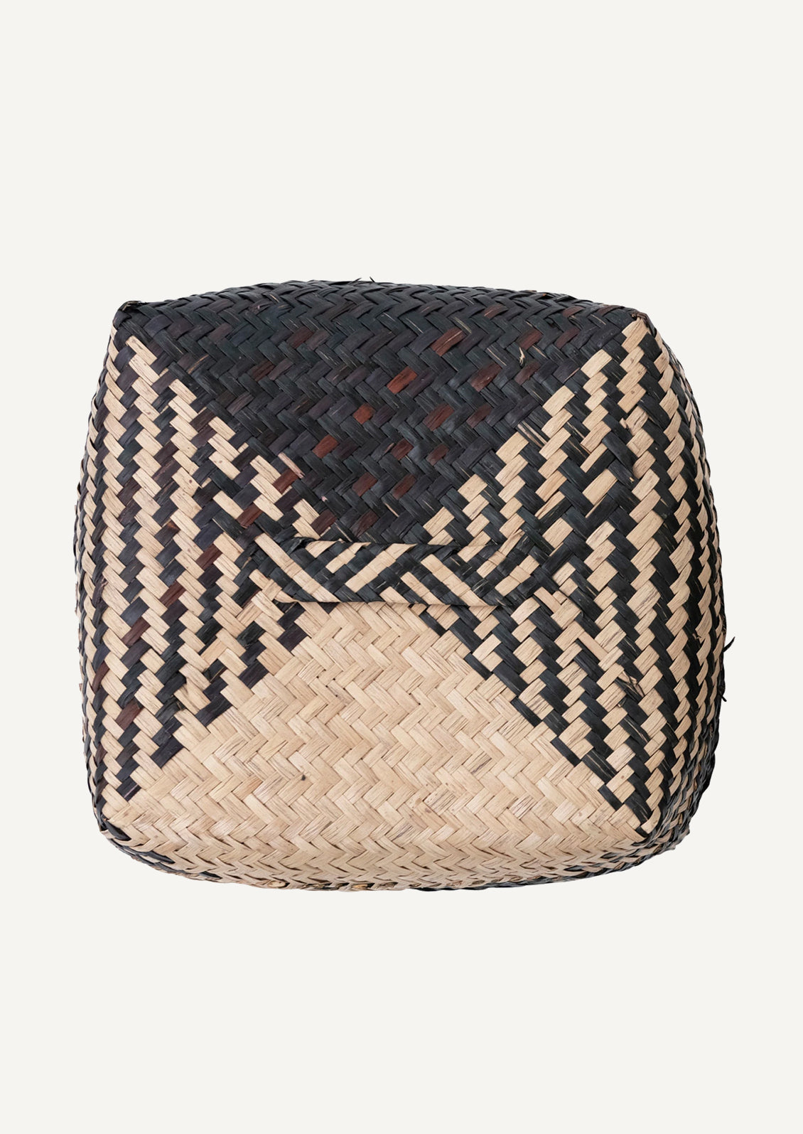 Woven seagrass baskets in square shape with woven black diamond pattern.