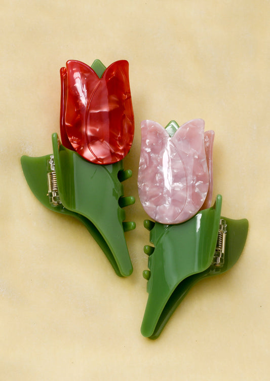 Tulip shaped hair claws in red and pink.