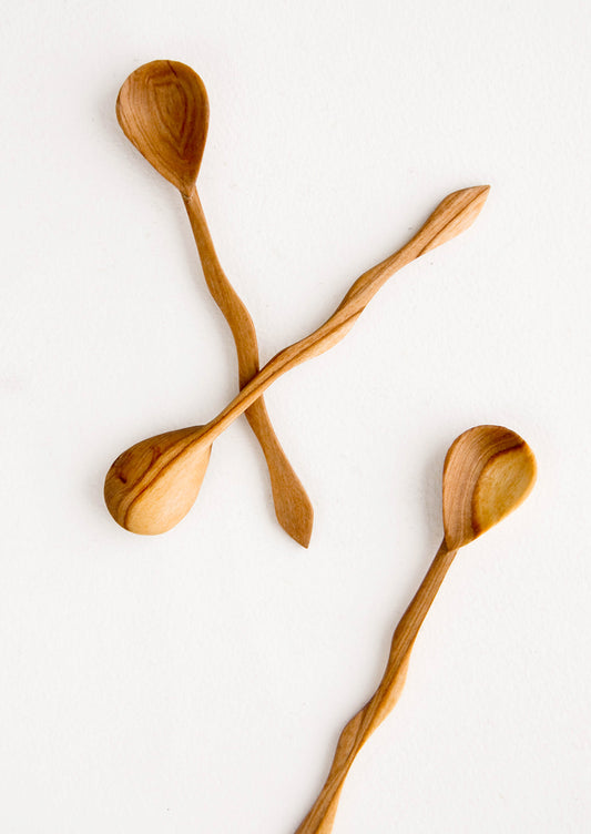 Wooden teaspoons with wavy hand-carved handles